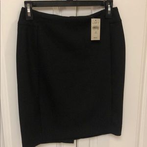 NWT Black Loft skirt. Size 2 petite. 19”  long